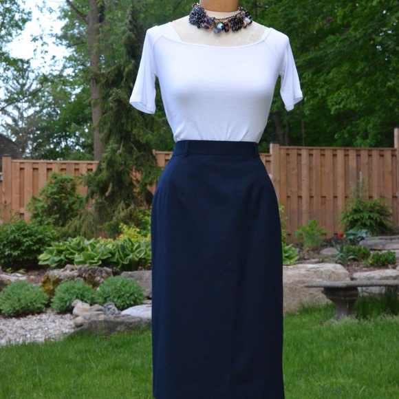 Talbots Dresses & Skirts - Talbots Navy Pencil Below-Knee Skirt